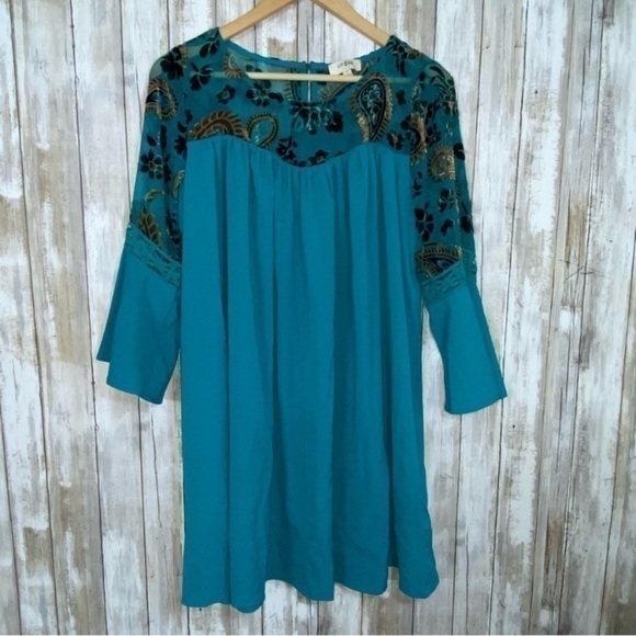 Umgee Green Velvet Top Dress - Picture 1 of 5